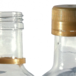 BOUCHON PLASTIQUE COULEUR OR sans verseur, à l'unité